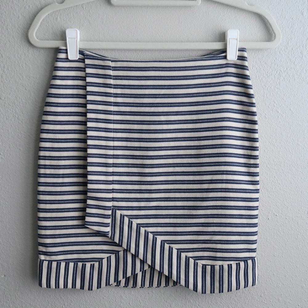 Gianni Bini Striped Mini Skirt Blue White Nautical Cotton Blend Zip Back